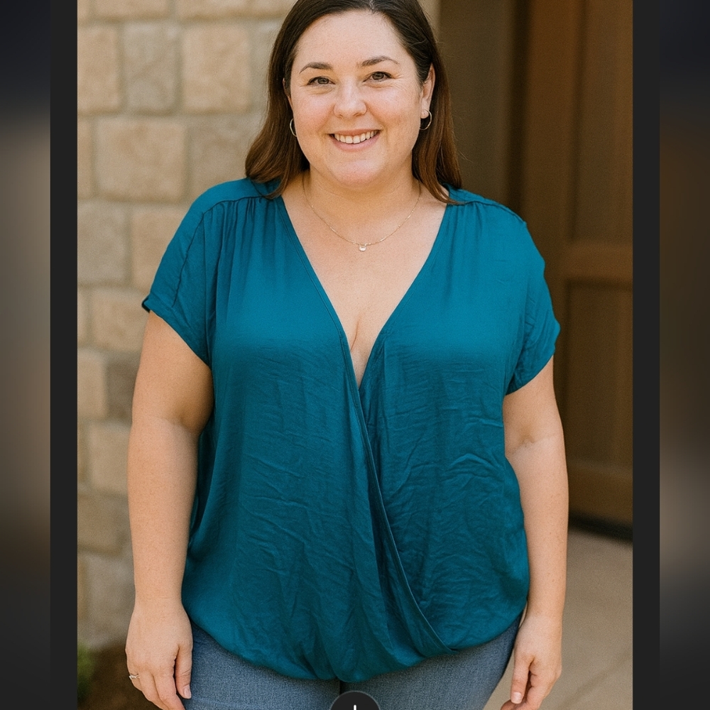 Torrid V Neck Boxy Fit Top in Blue / Teal